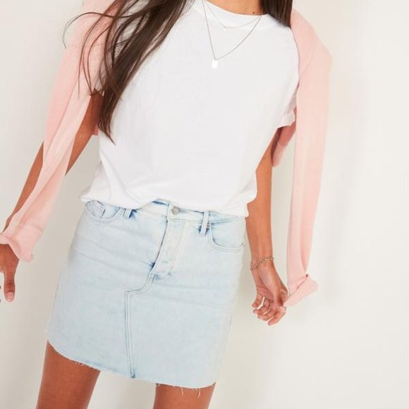 Old Navy  High-Waisted Button-Fly Frayed-Hem Jean Skirt For Women - Picture 5 of 6